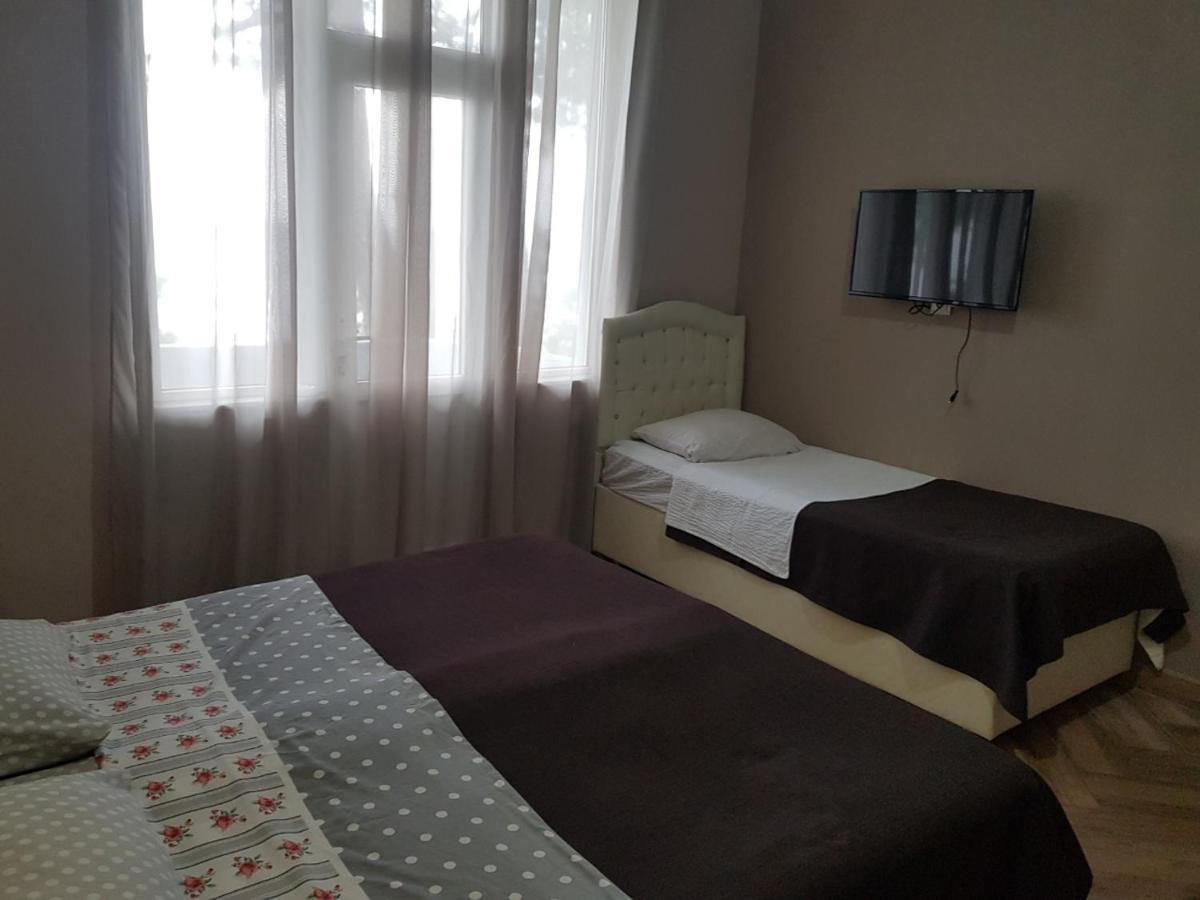 Midia Guest House Кобулети Екстериор снимка