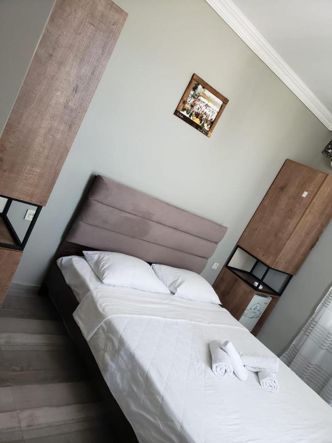 Midia Guest House Кобулети Екстериор снимка