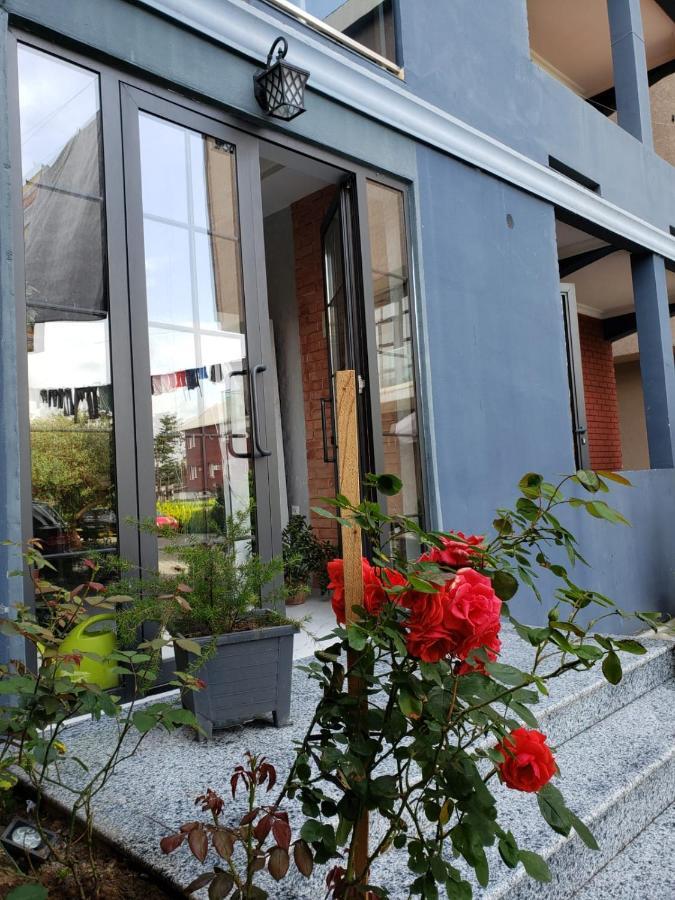 Midia Guest House Кобулети Екстериор снимка