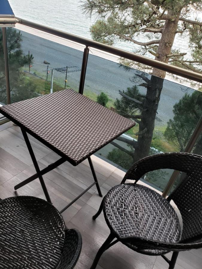 Midia Guest House Кобулети Екстериор снимка