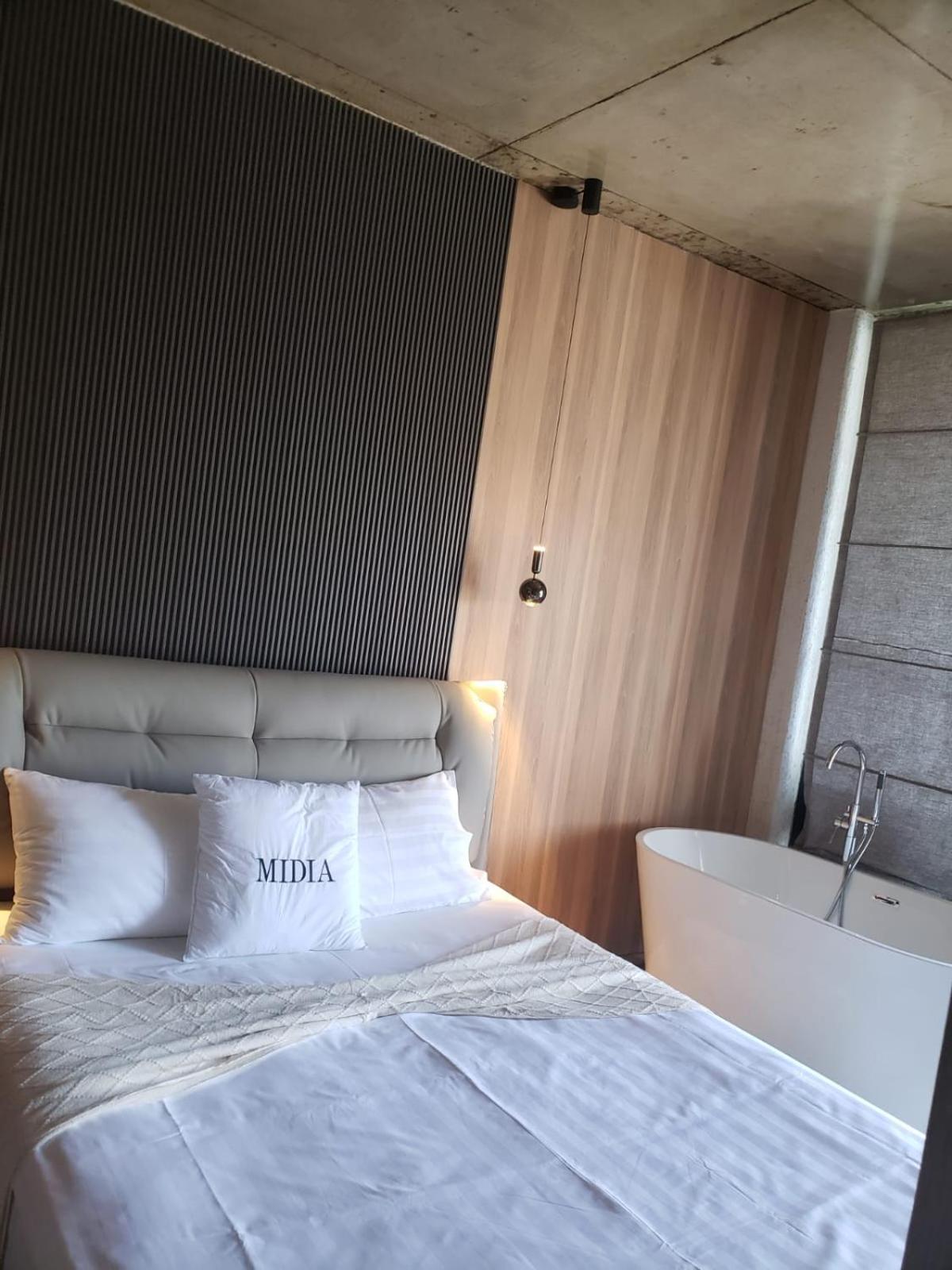 Midia Guest House Кобулети Екстериор снимка